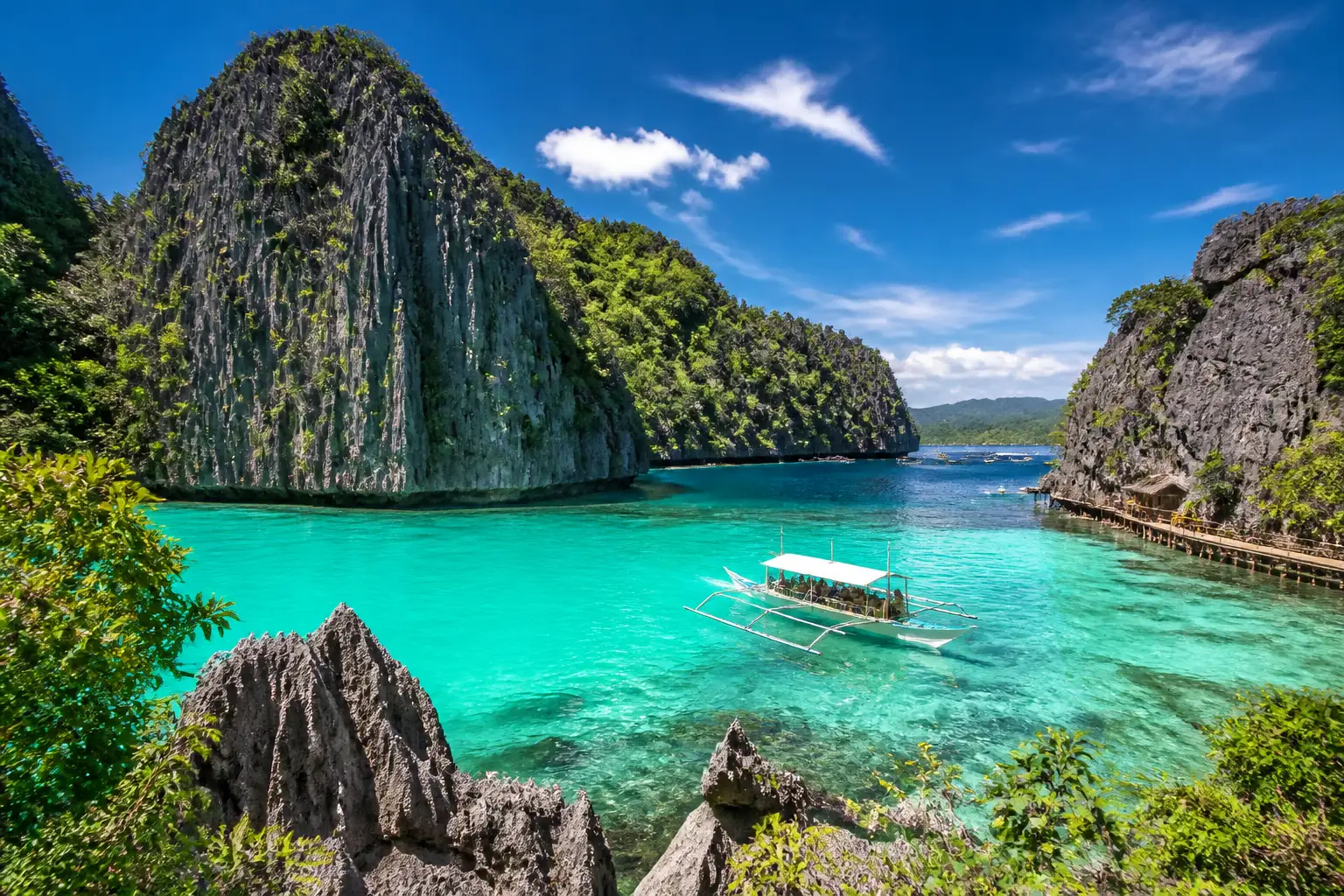 You are currently viewing Les îles des Philippines : guide complet pour explorer ce paradis tropical
